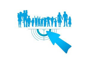 足球创意广告：品牌推广的创新案例分析，足球赛事广告